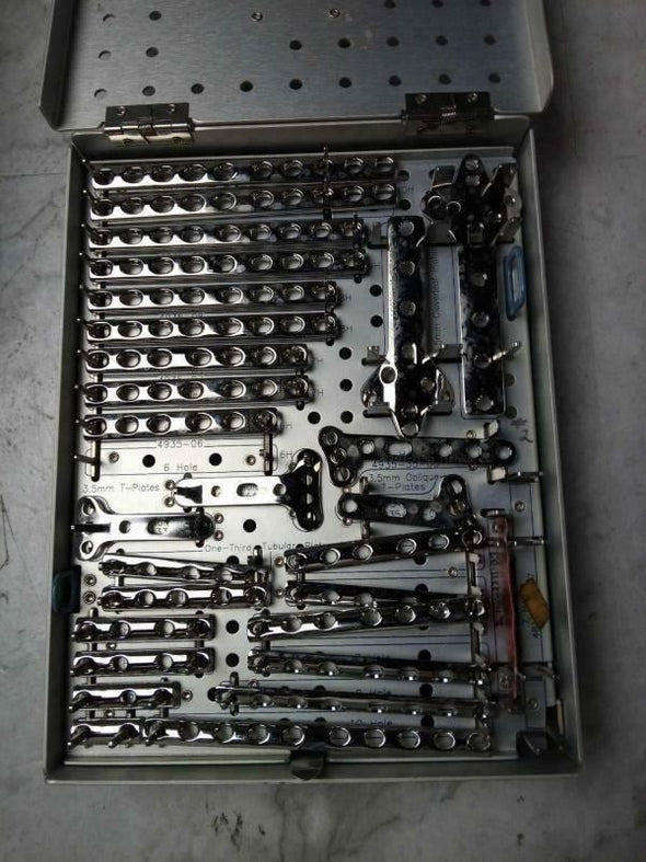 ZIMMER MINI FRAGMENT INSTRUMENTATION SET ORTHOPEDIC USED