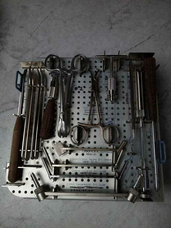 ZIMMER MINI FRAGMENT INSTRUMENTATION SET ORTHOPEDIC USED