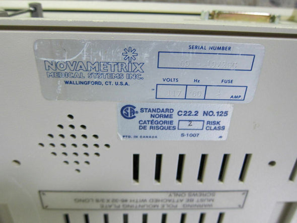 Novametrix Medical System Pulse Oximeter 515A