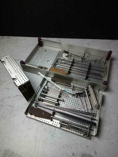 SYNTHES CANNULATED SCREW SET ORTHOPEDIC